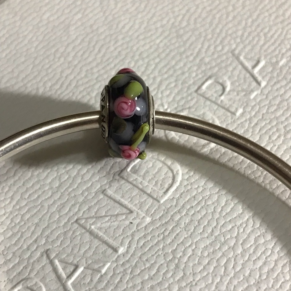 Pandora murano